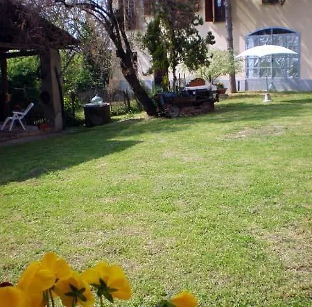 ベッド・アンド・ブレックファスト Relais San Desiderio Calliano