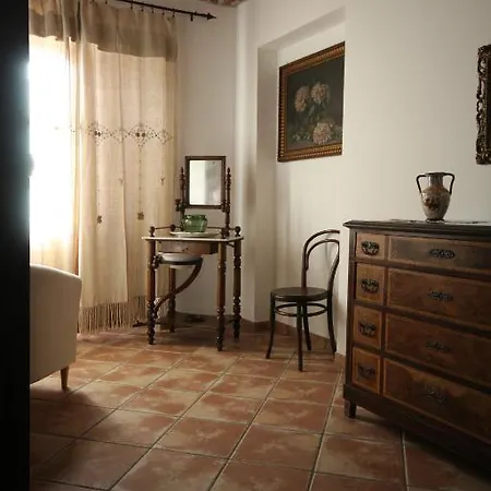 ベッド・アンド・ブレックファスト Relais San Desiderio Calliano