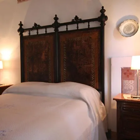 Relais San Desiderio ベッド・アンド・ブレックファスト 2*