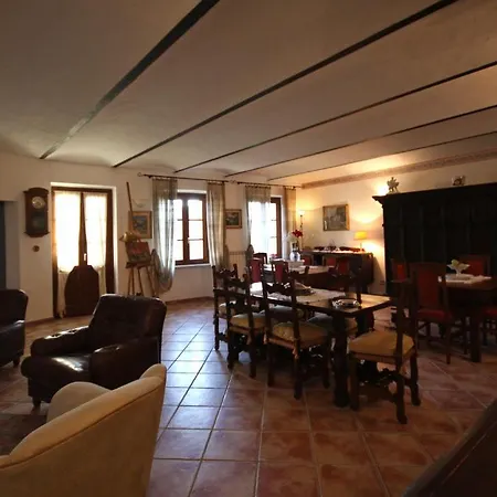Relais San Desiderio ベッド・アンド・ブレックファスト Calliano