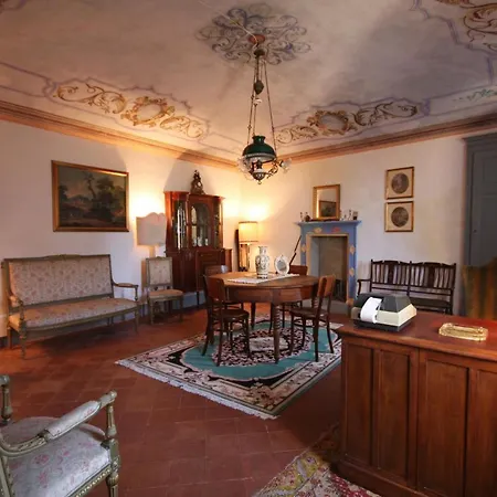 Relais San Desiderio ベッド・アンド・ブレックファスト Calliano